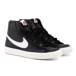 NIKE BLAZER MID '77 VINTAGE BLACK/WHITE